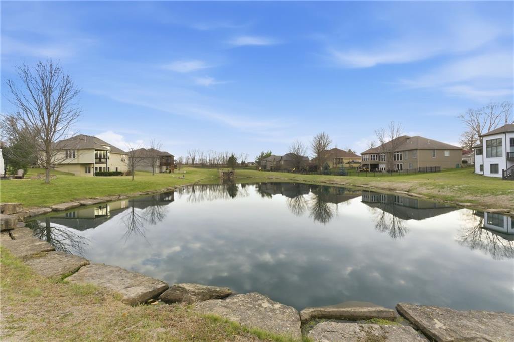 3112 N 127th Terrace