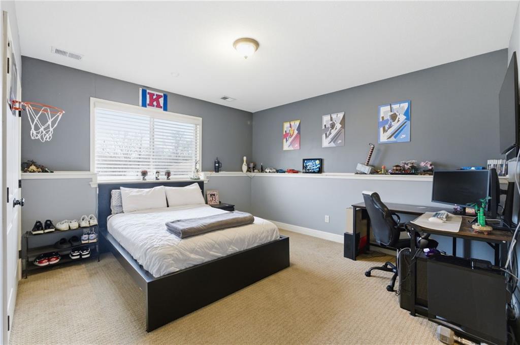 3112 N 127th Terrace