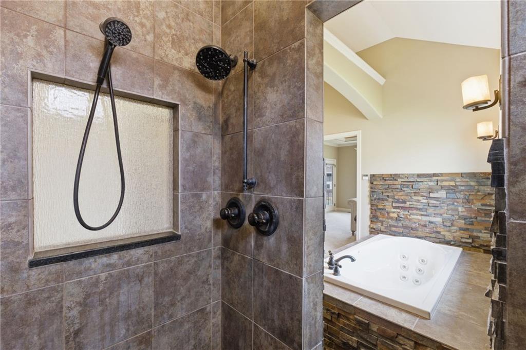 3112 N 127th Terrace