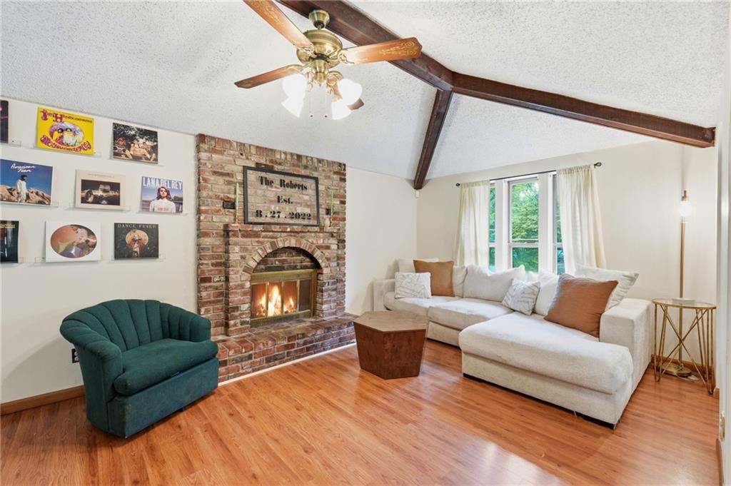 2905 Linden Road