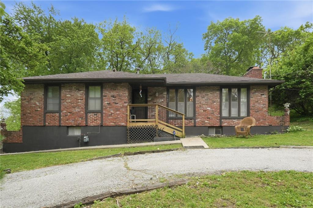 2905 Linden Road