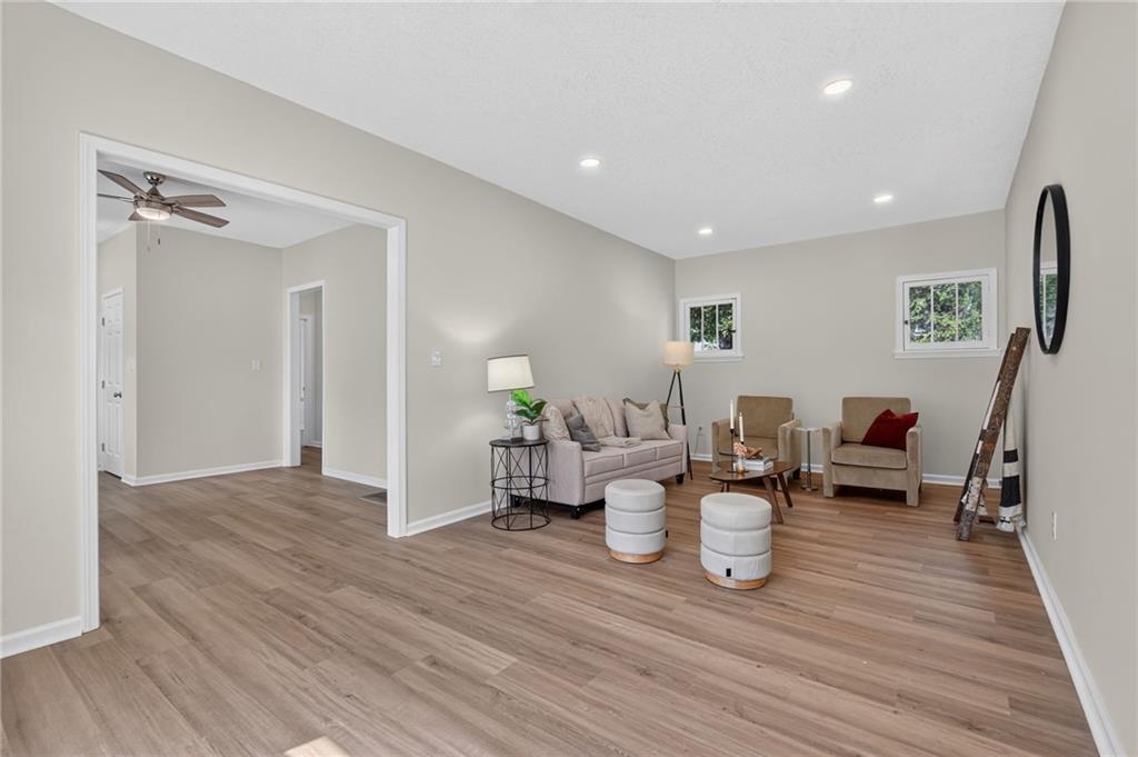 4521 Gibbs Road
