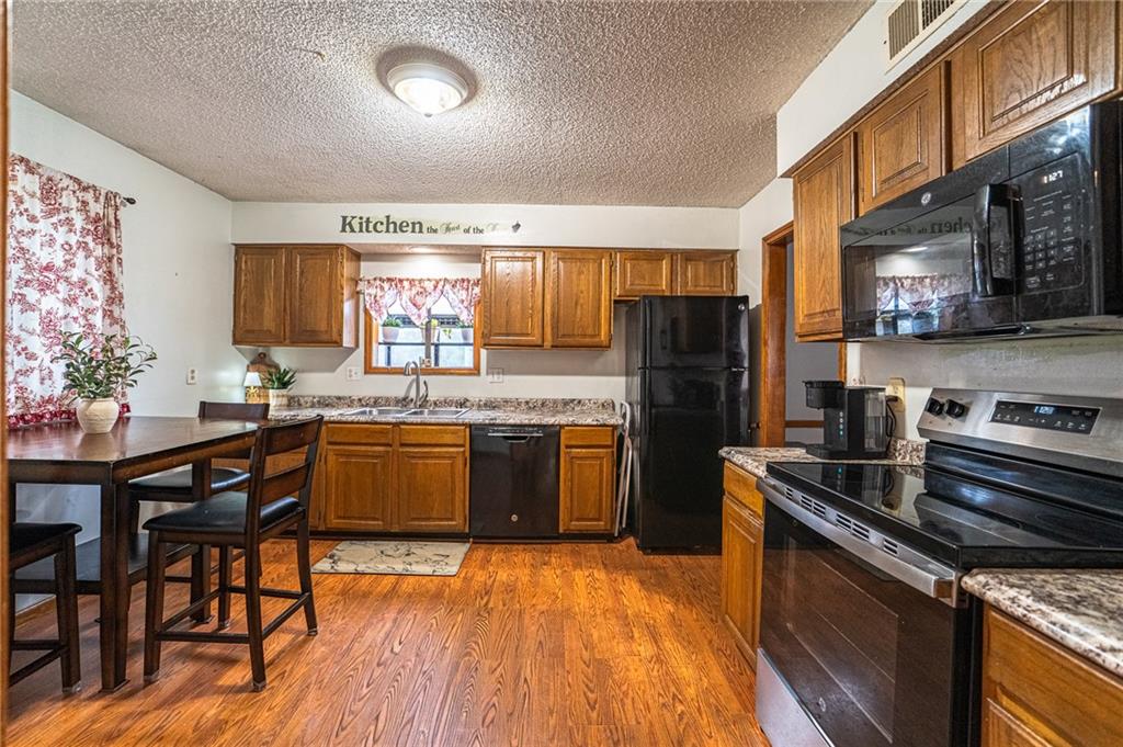1530 N 85th Terrace