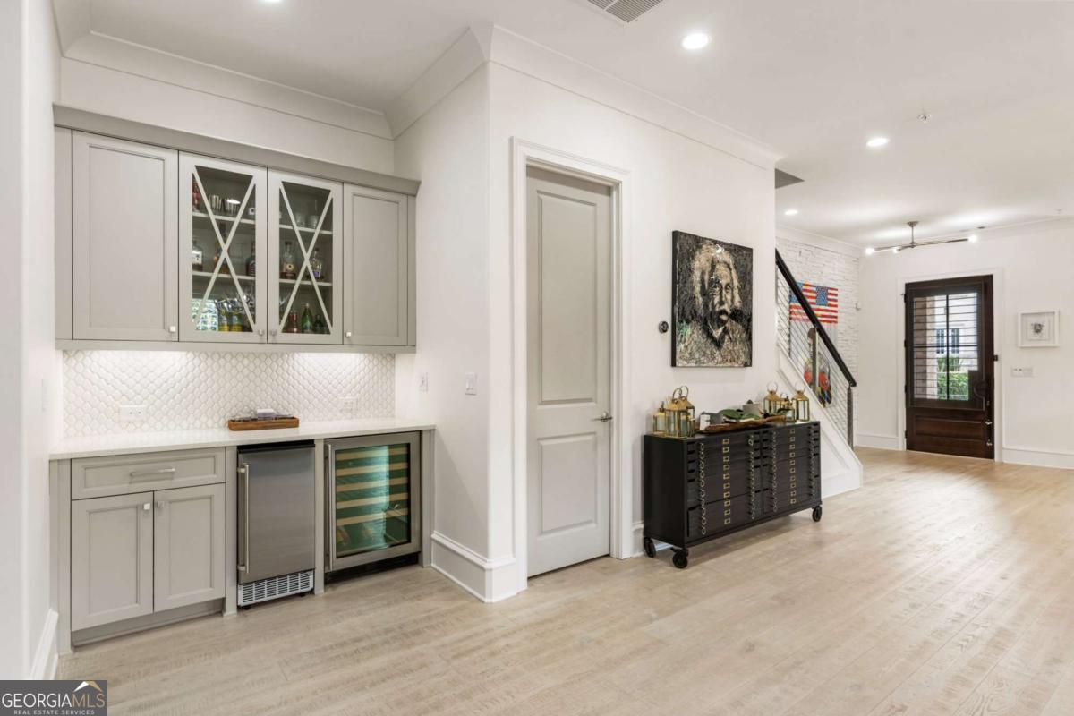 132 Grand Crescent