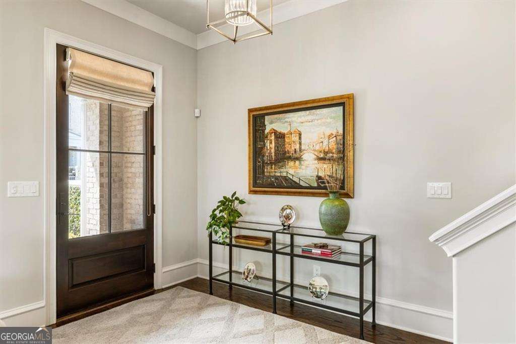 128 Grand Crescent