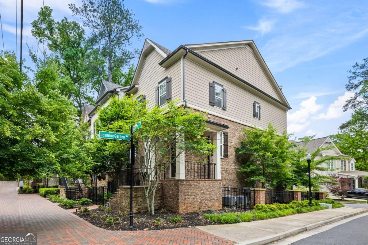 148 Canton Street