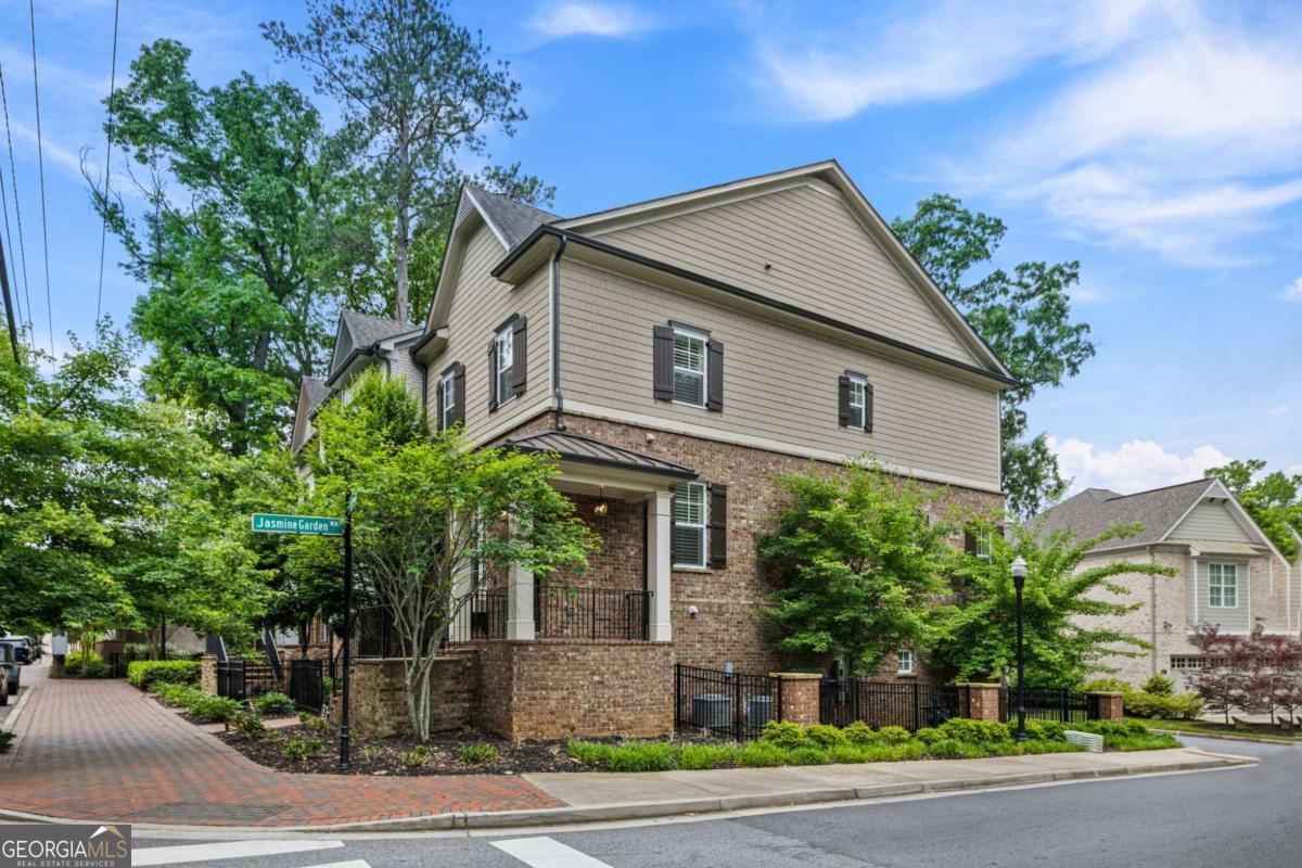 148 Canton Street