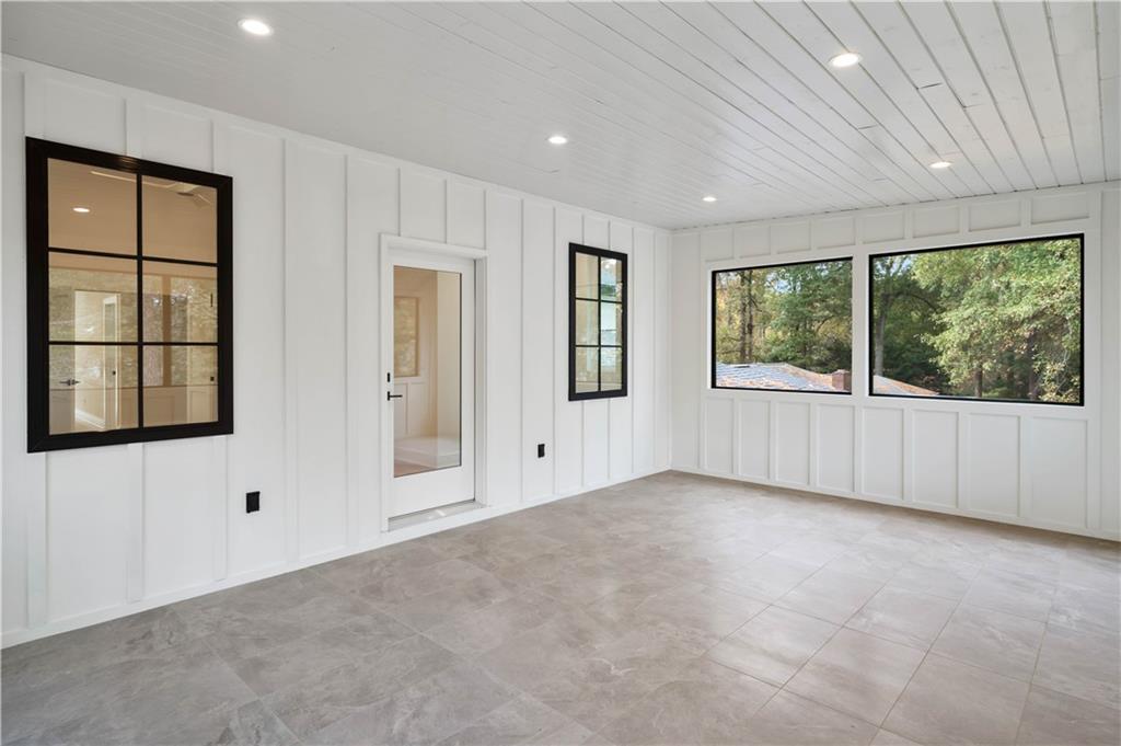 185 Pebble Trail