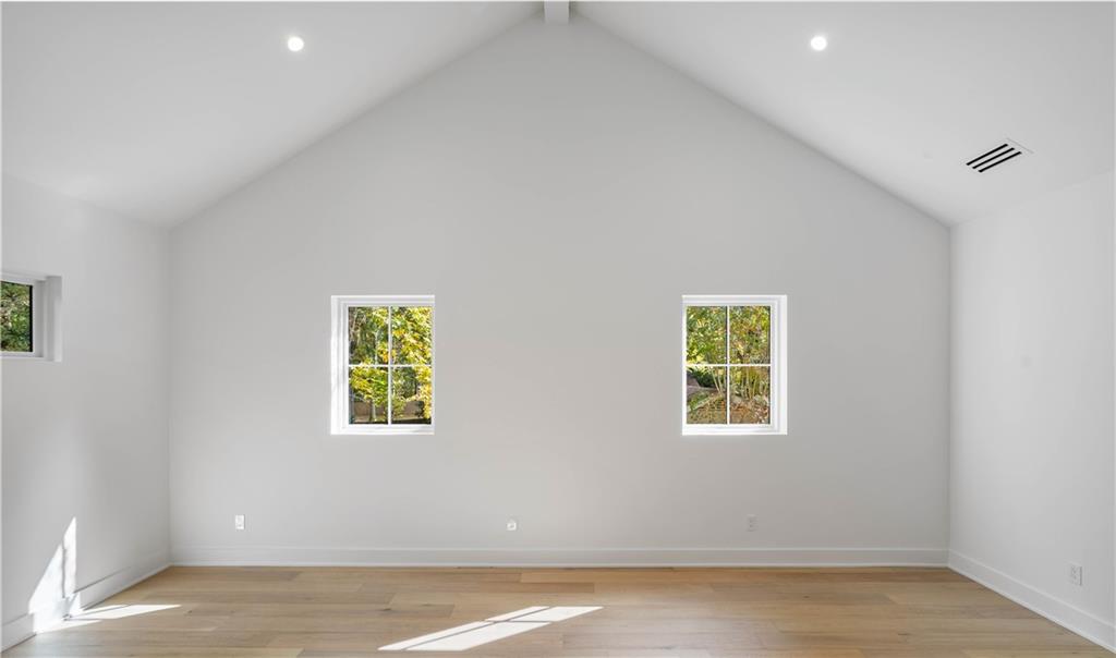 185 Pebble Trail