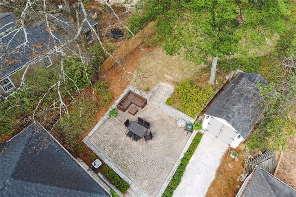 228 Lindbergh Drive NE