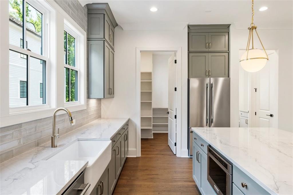 125 Alcovy Terrace