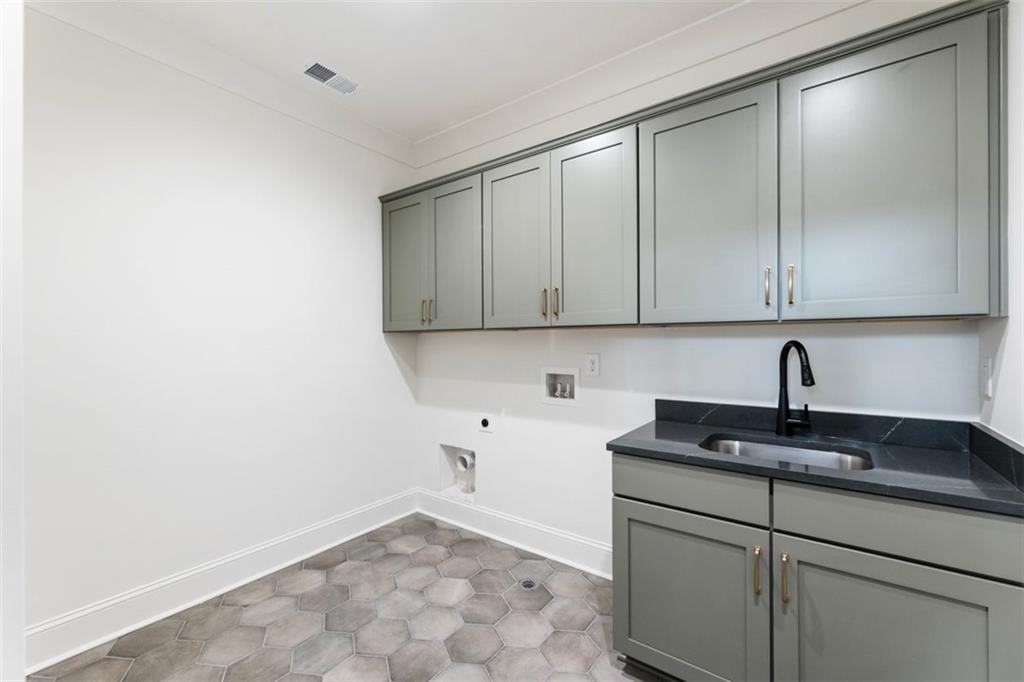 125 Alcovy Terrace