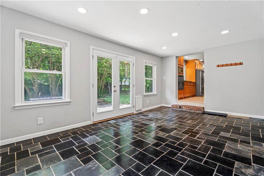 23 Hunting Creek Drive