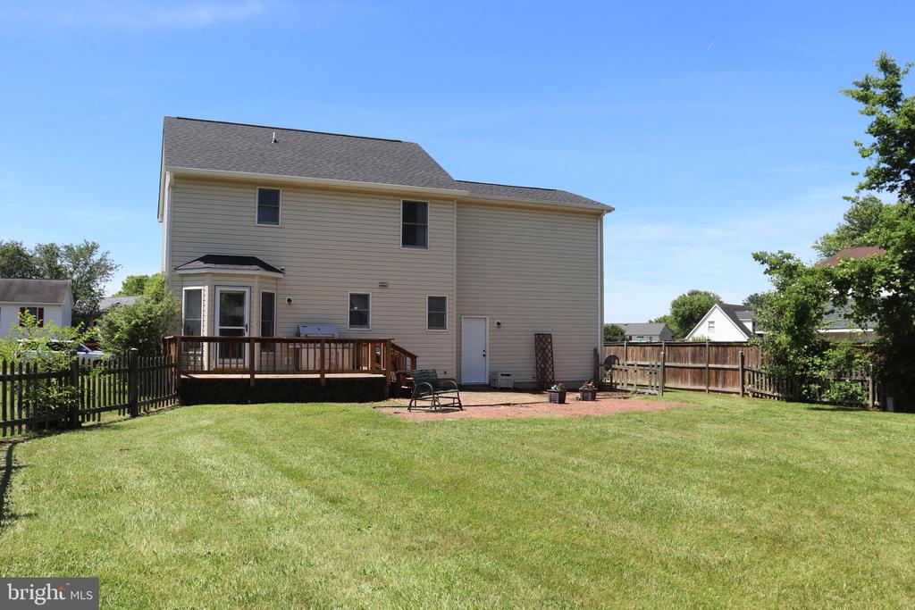 6396 Waterdale Ct