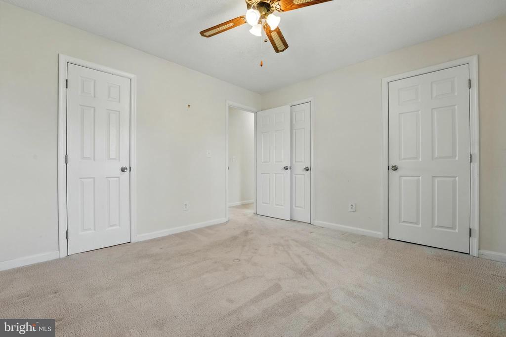 10744 Blake Ln