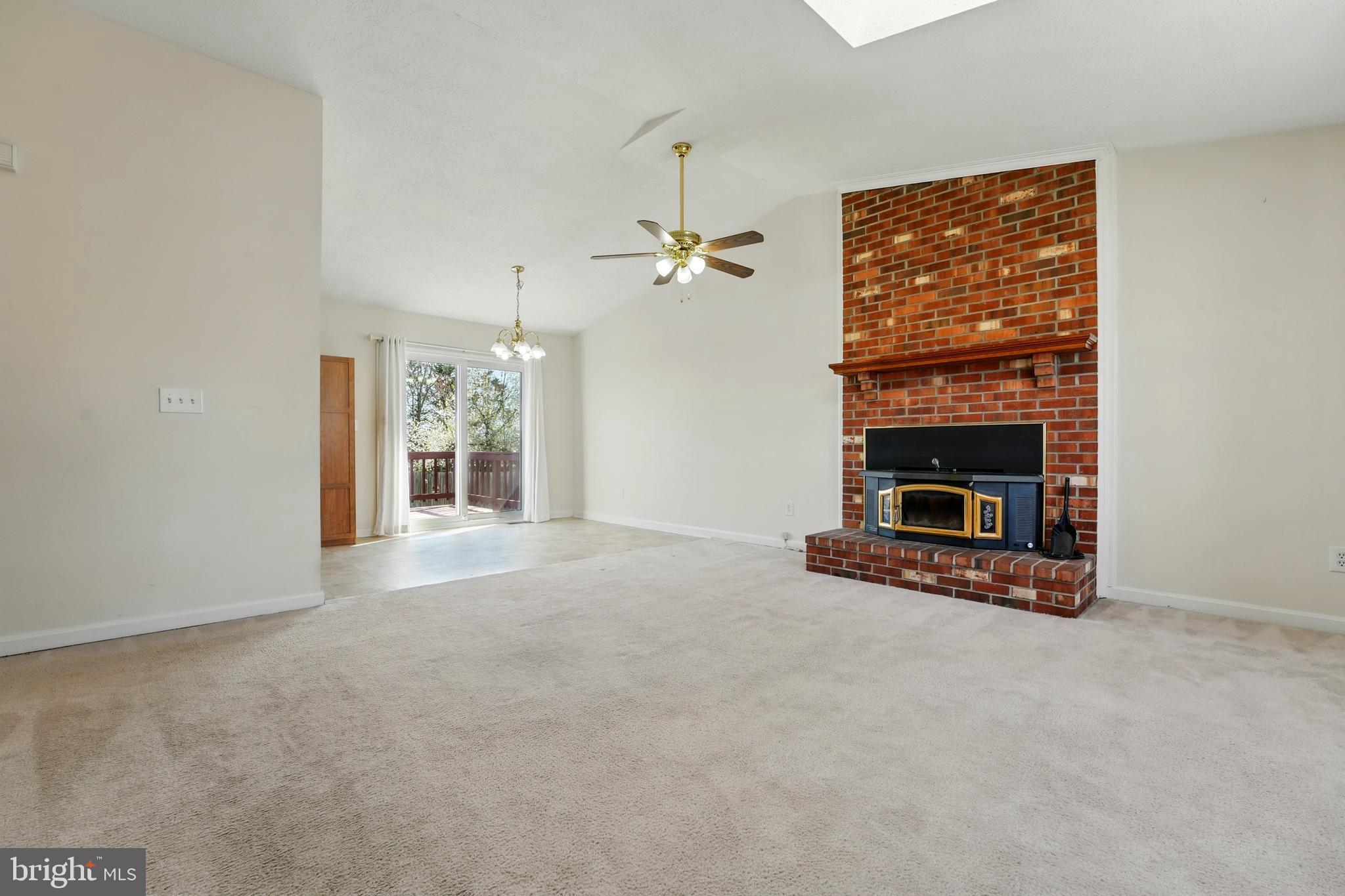 10744 Blake Ln