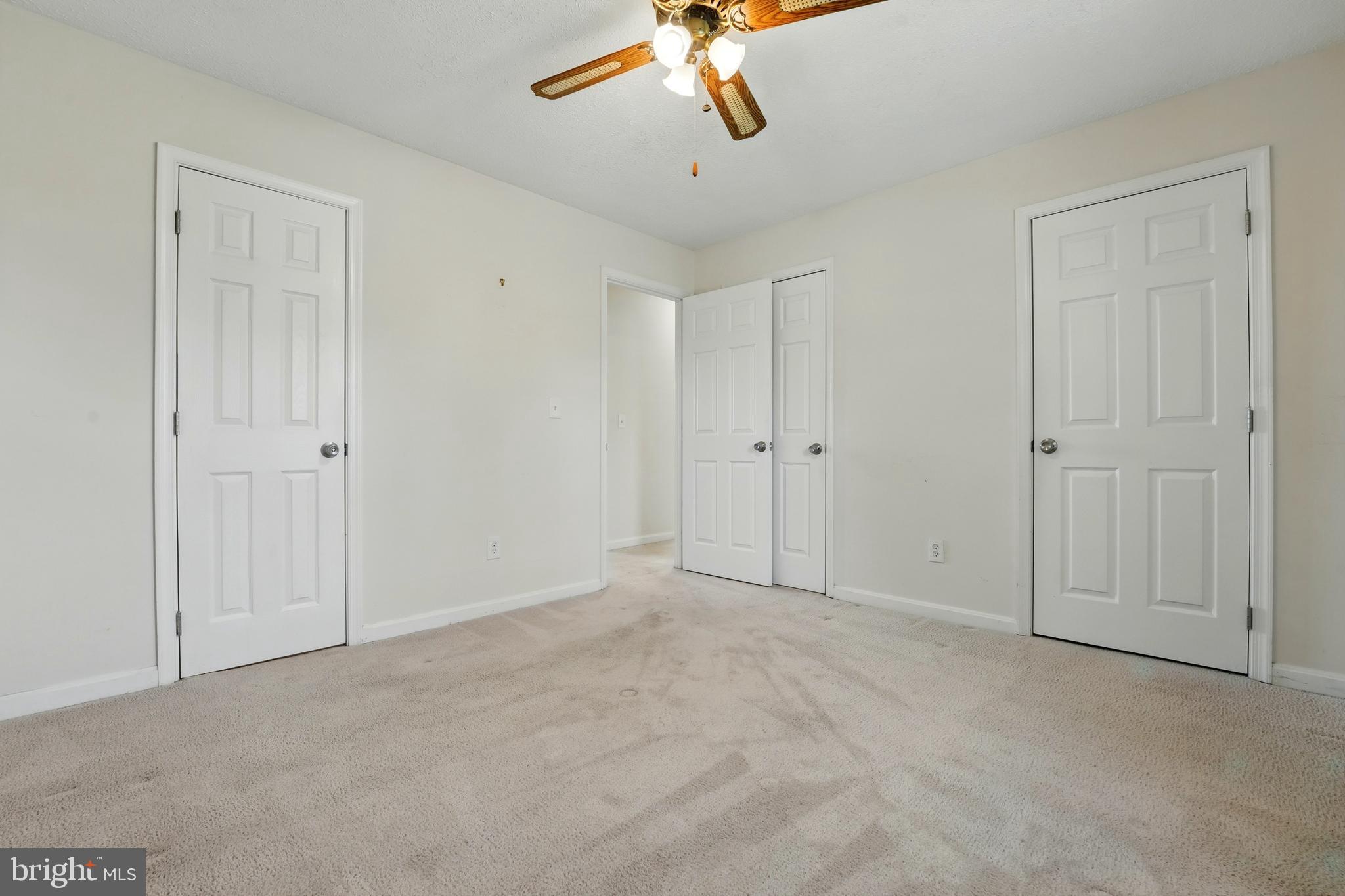 10744 Blake Ln