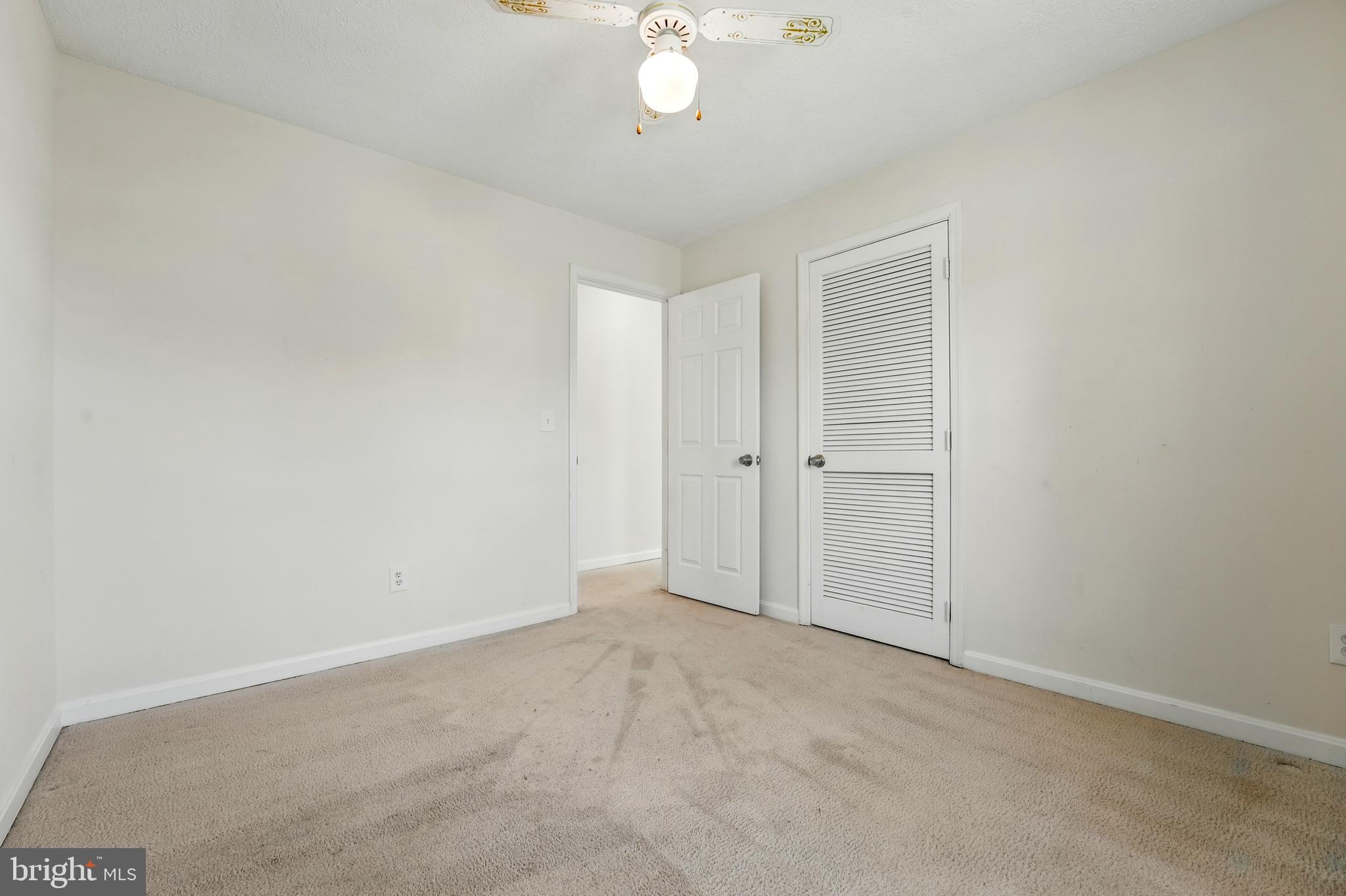 10744 Blake Ln