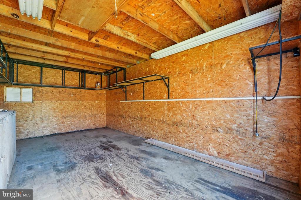 10744 Blake Ln