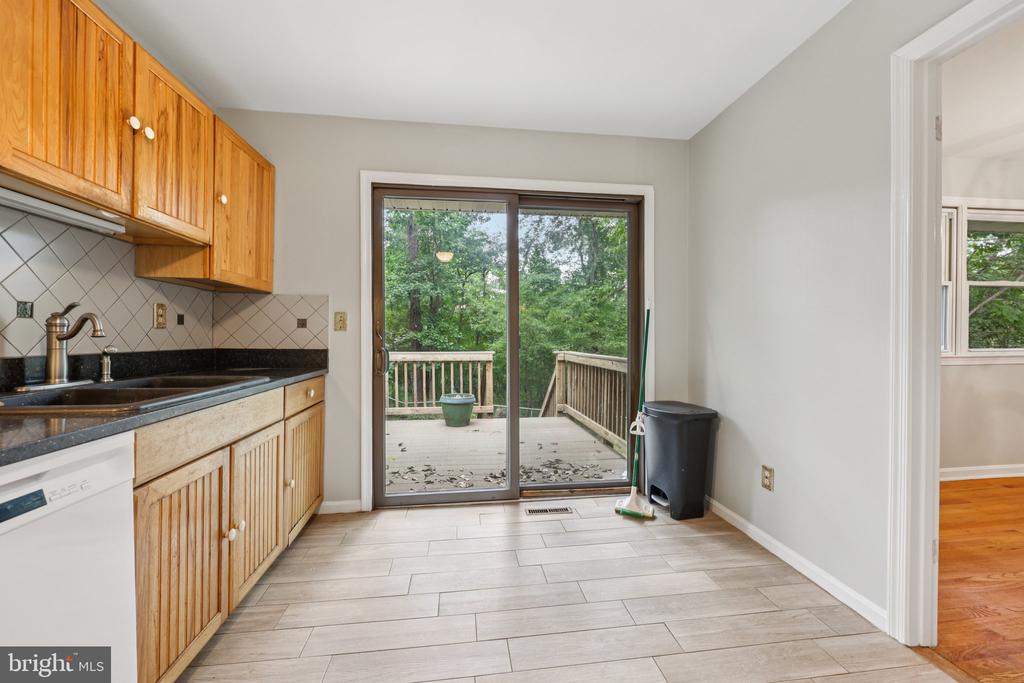 10102 FOXVILLE ROAD
