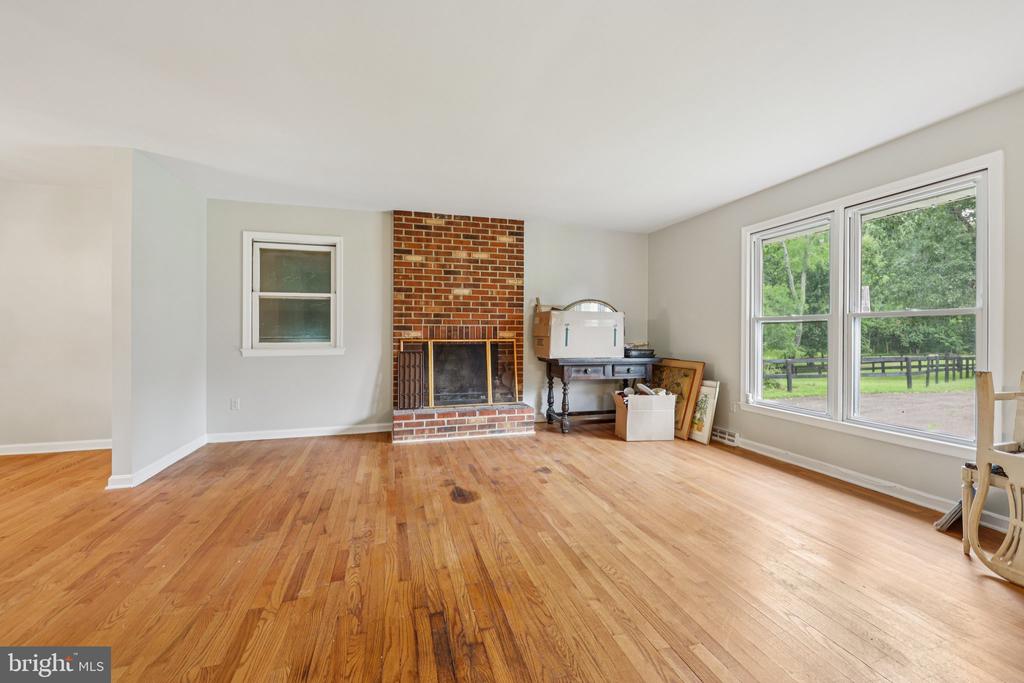 10102 FOXVILLE ROAD