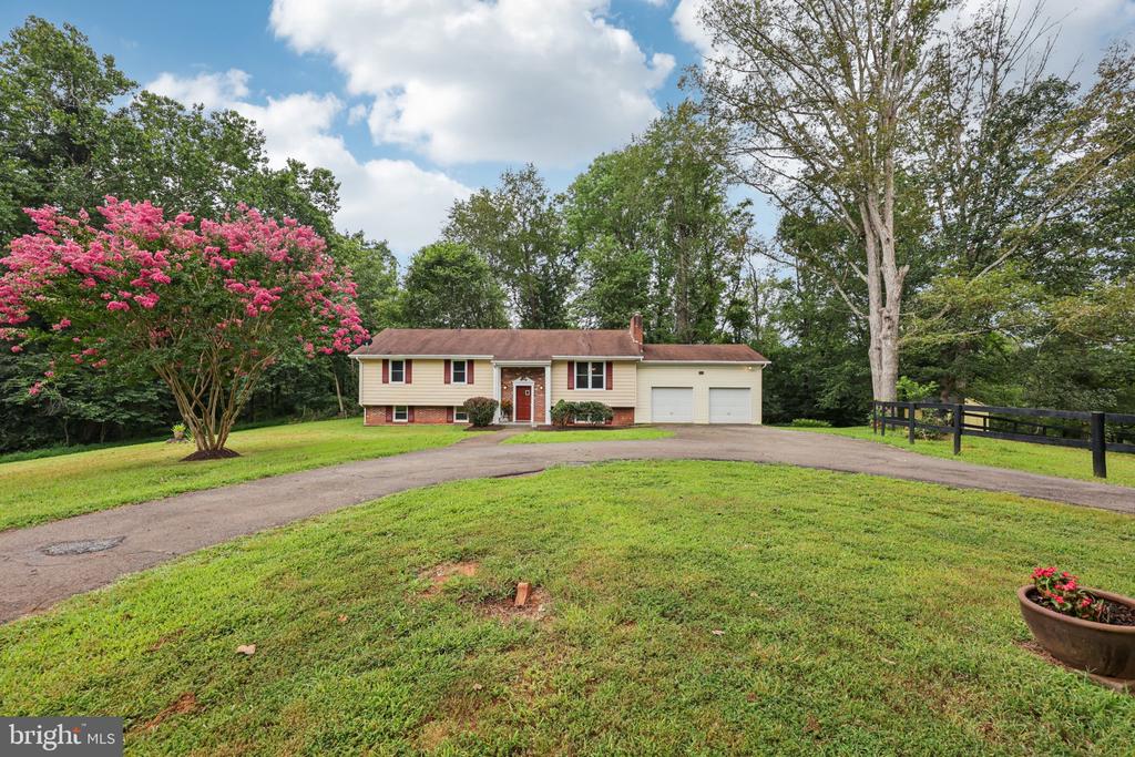 10102 FOXVILLE ROAD