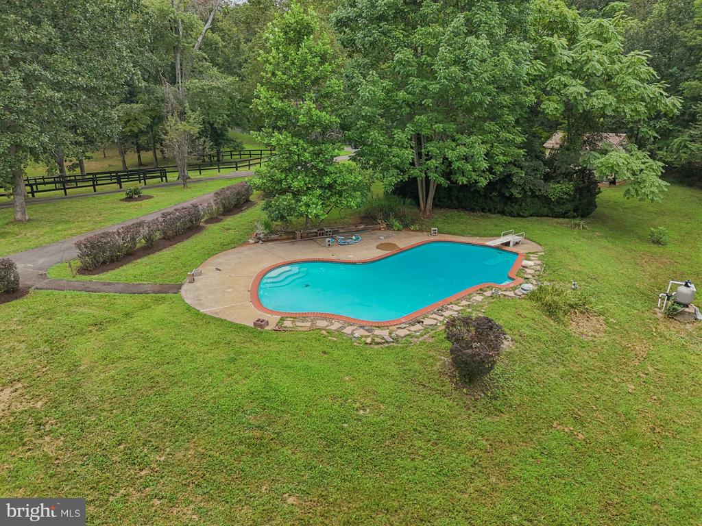 10102 FOXVILLE ROAD