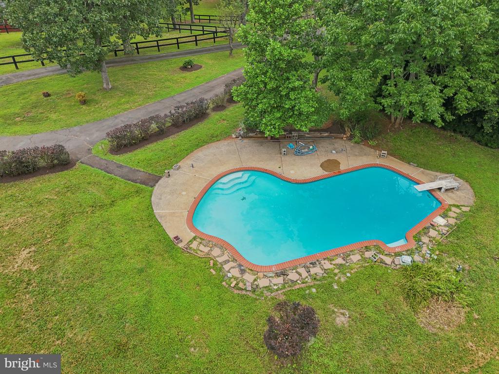 10102 FOXVILLE ROAD