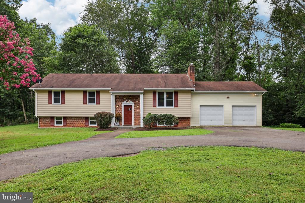 10102 FOXVILLE ROAD