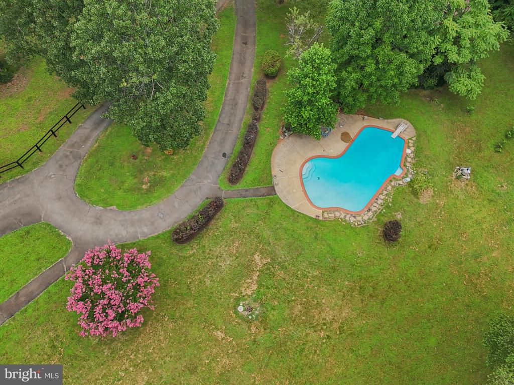10102 FOXVILLE ROAD