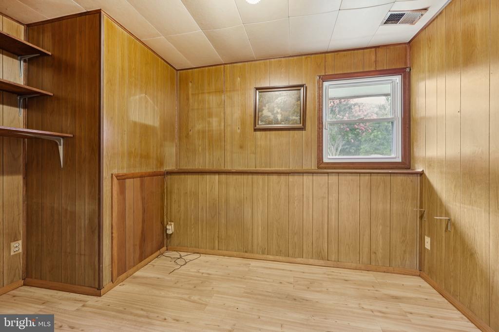 10102 FOXVILLE ROAD
