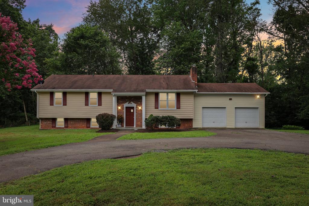 10102 FOXVILLE ROAD