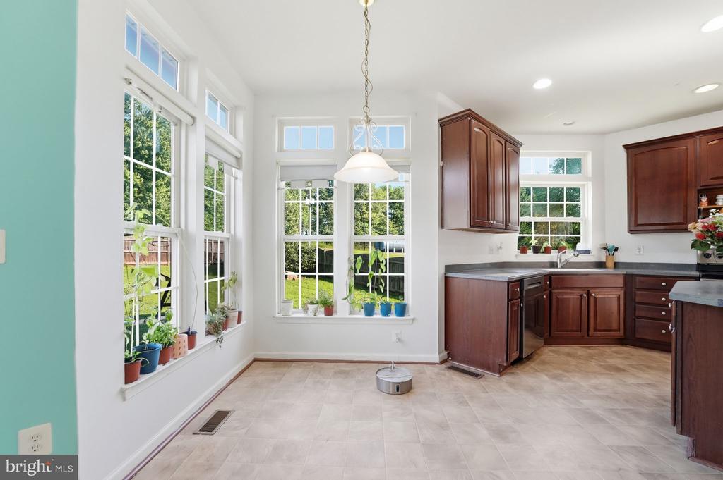 6678 CLARKES DRIVE