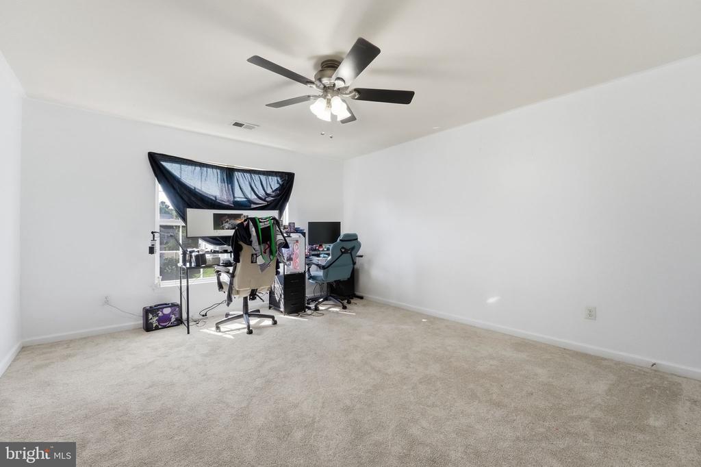 6678 CLARKES DRIVE