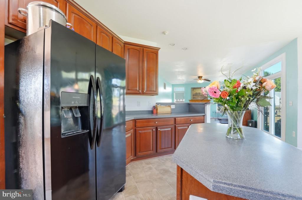 6678 CLARKES DRIVE