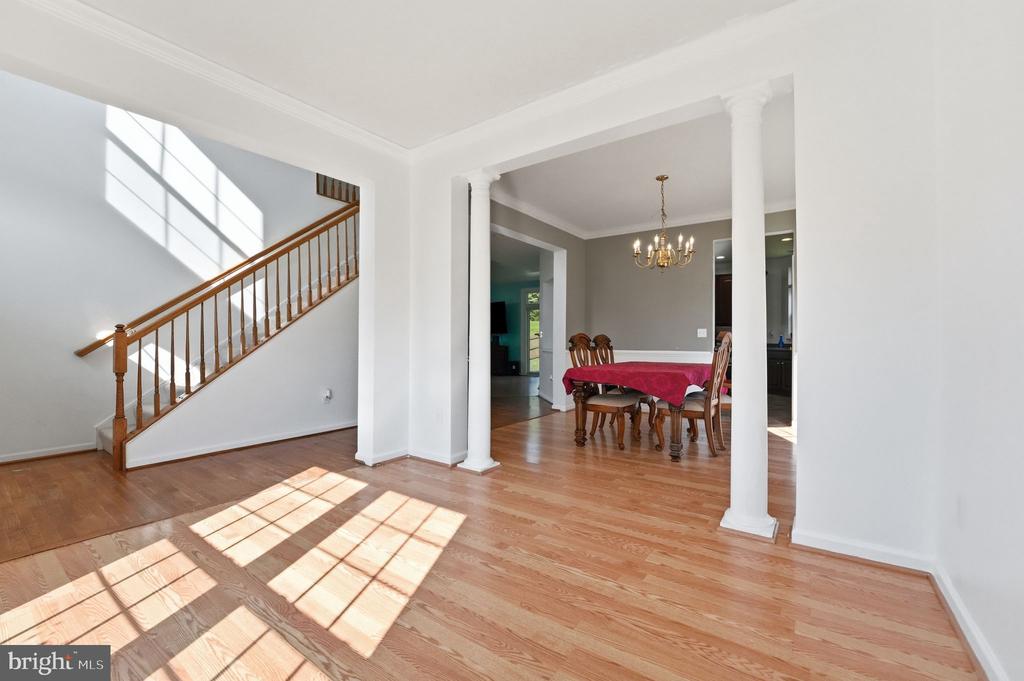6678 CLARKES DRIVE