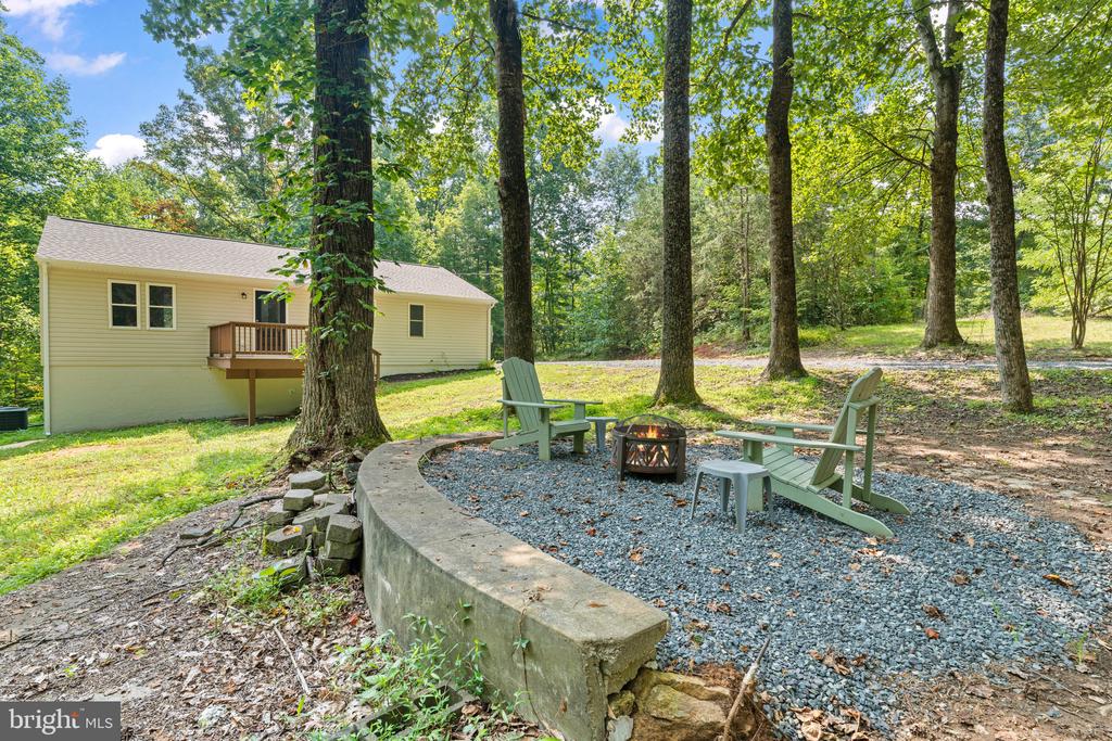 345 Bird Ln