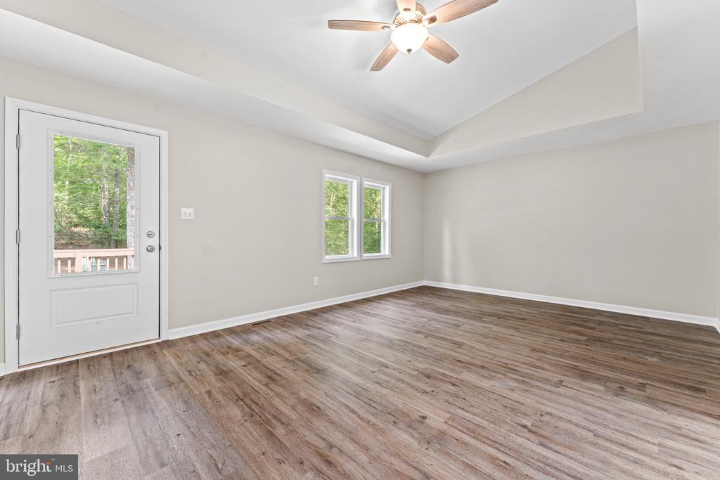345 Bird Ln