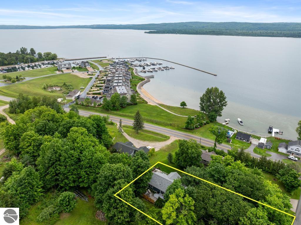 755 Blue Water Trail