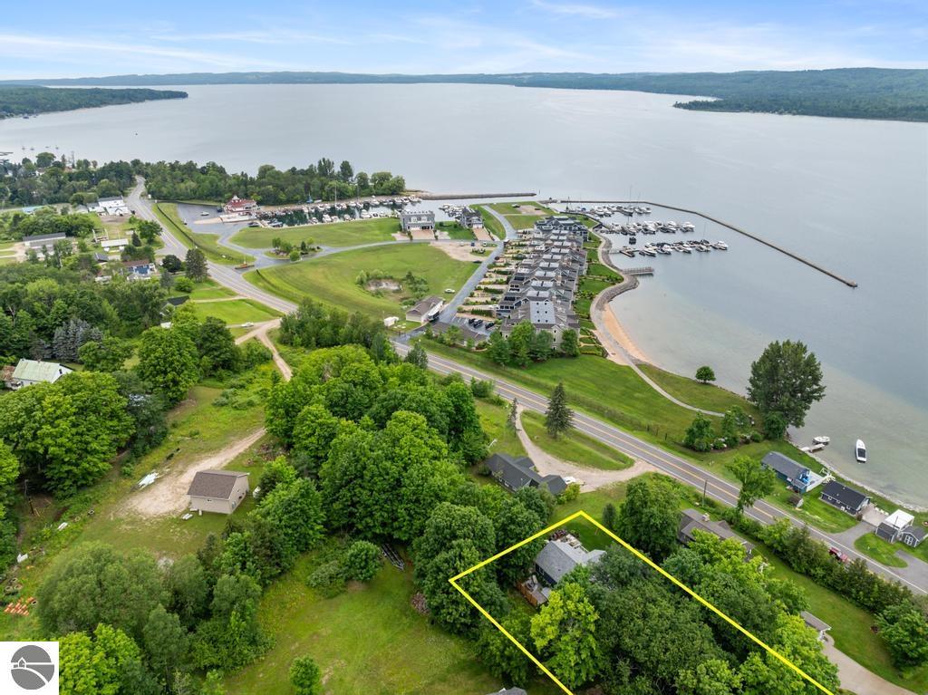 755 Blue Water Trail