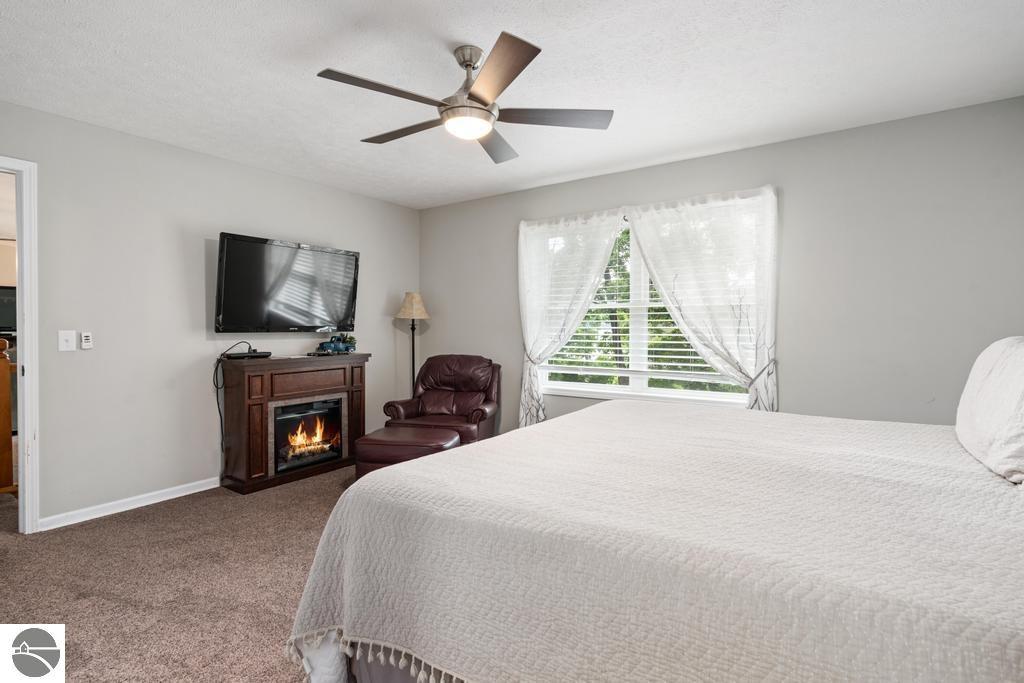 755 Blue Water Trail