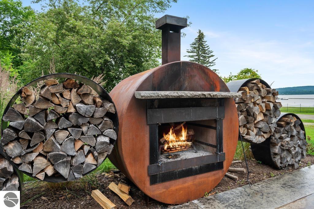 755 Blue Water Trail