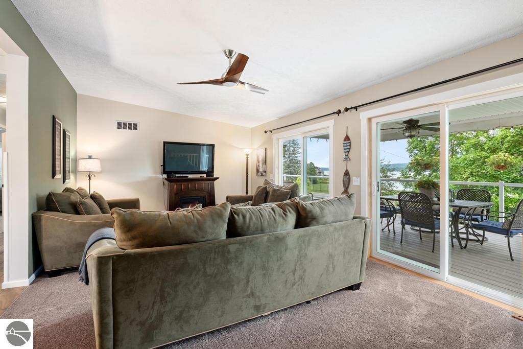 755 Blue Water Trail