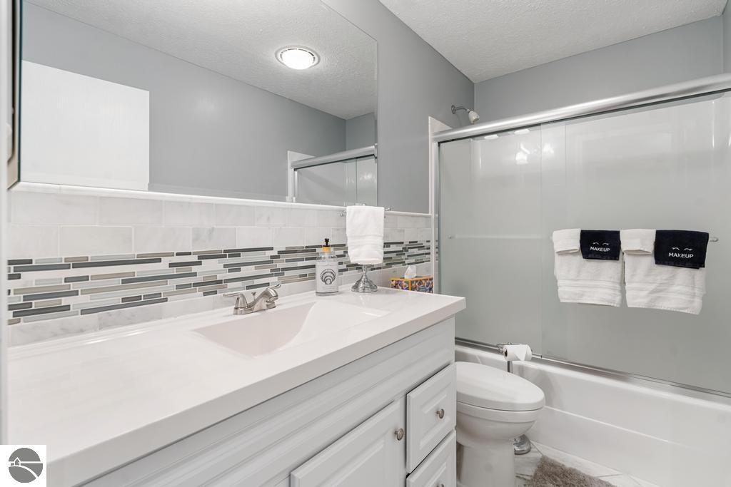 755 Blue Water Trail