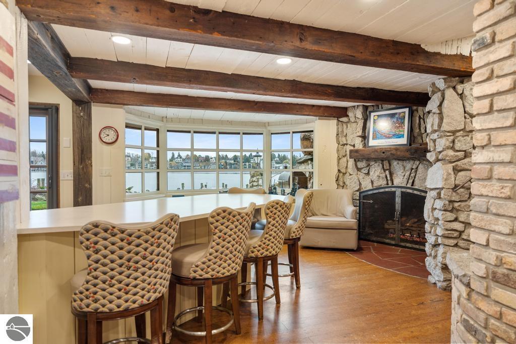 1 Thistle Downs Drive