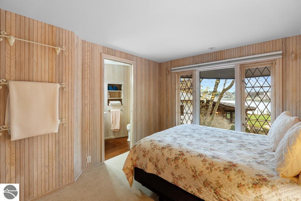 1 Thistle Downs Drive