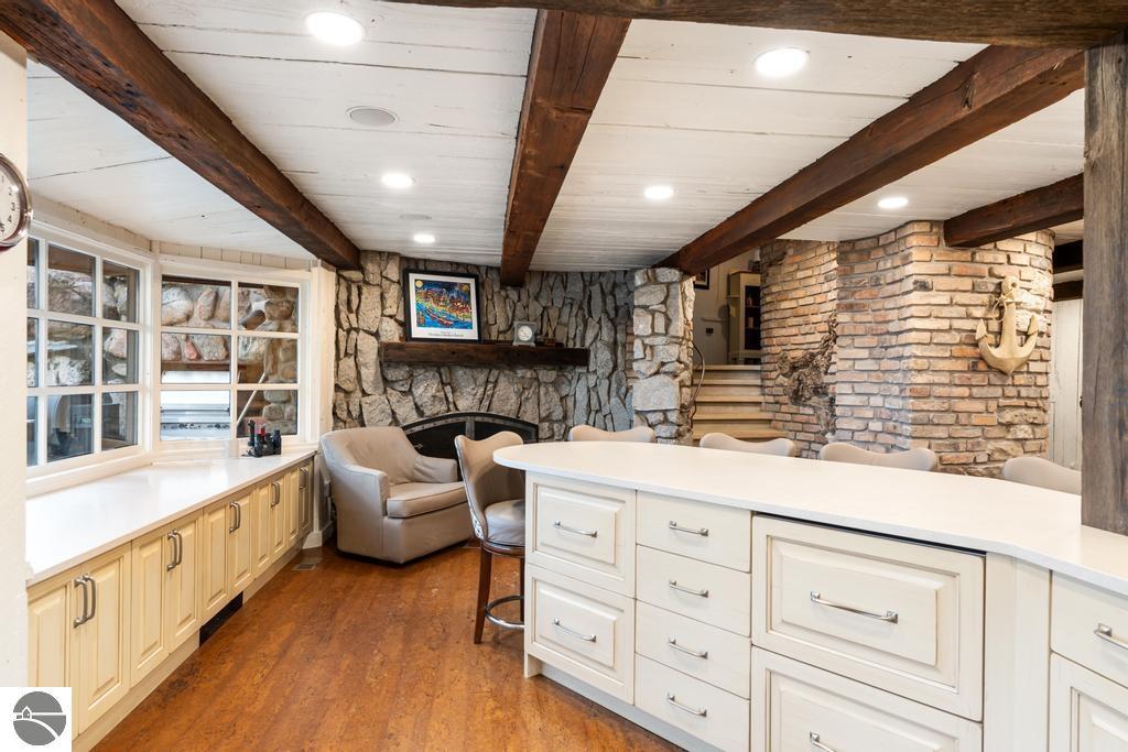 1 Thistle Downs Drive