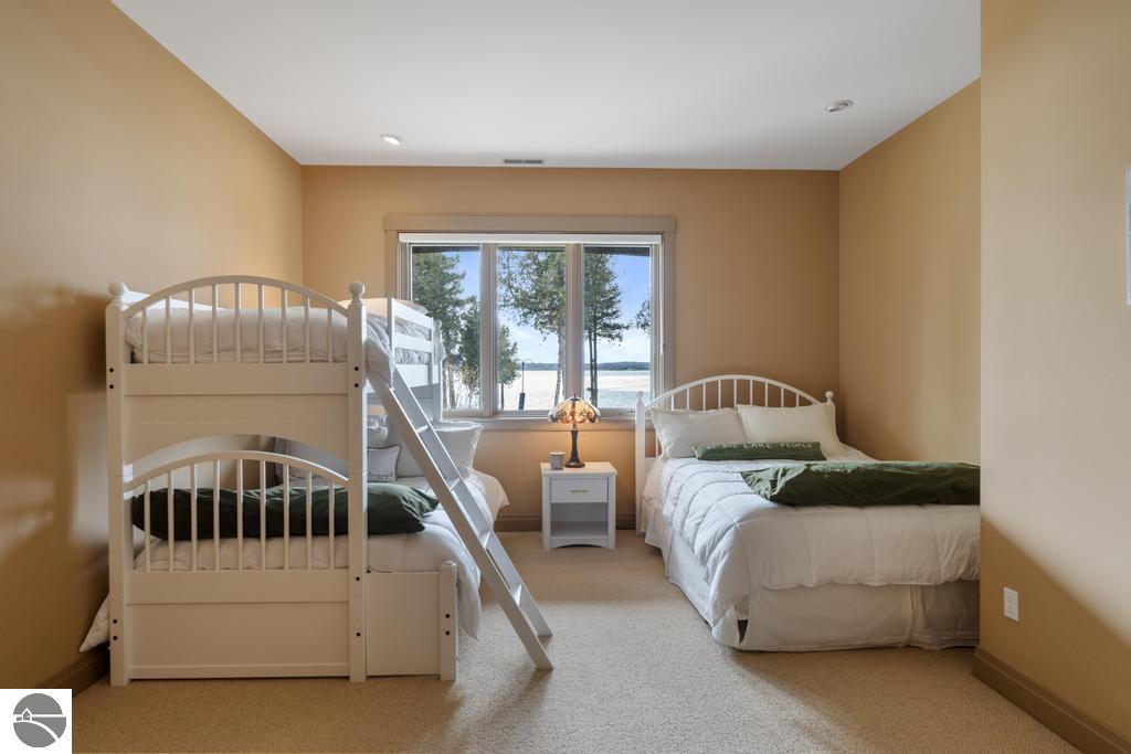 6579 Woods Creek Drive