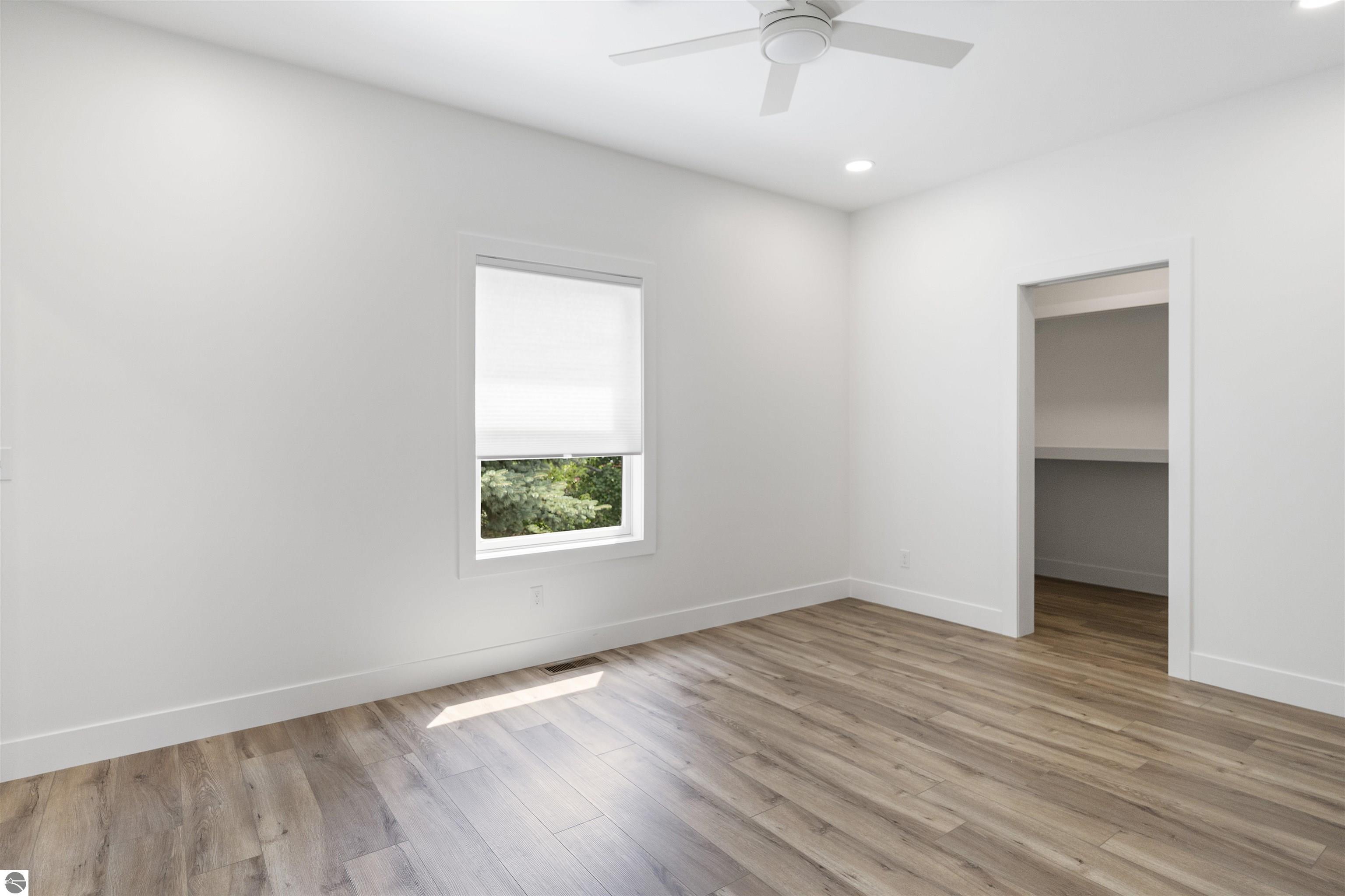 202 W Carpenter Street