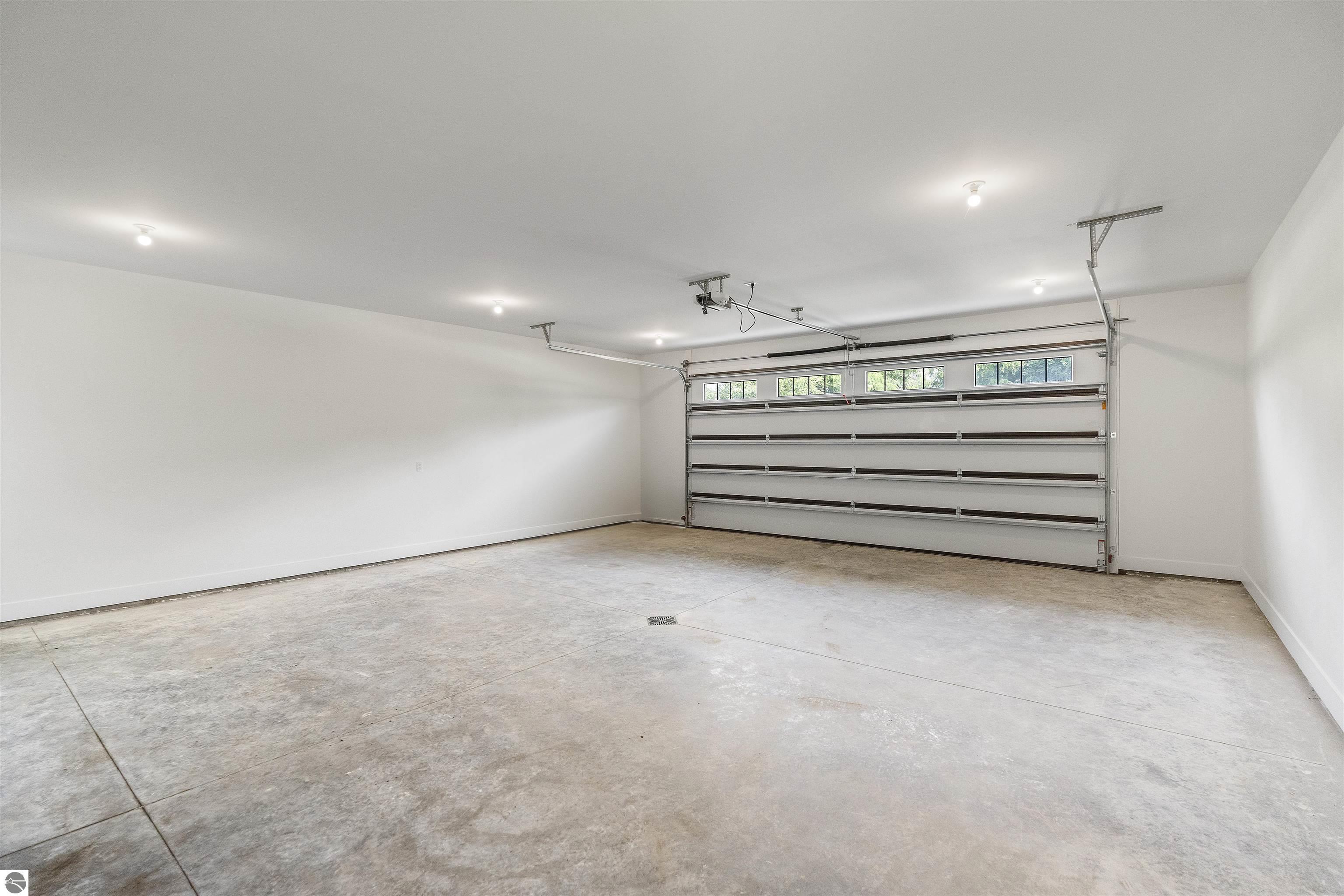 202 W Carpenter Street